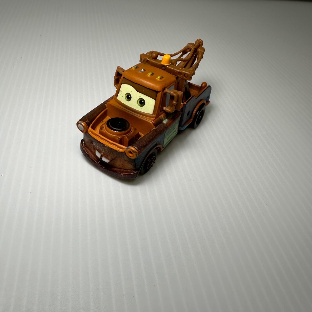 Disney Pixar Cars Mater Tow Truck Vehicle Figure Toy Diecast